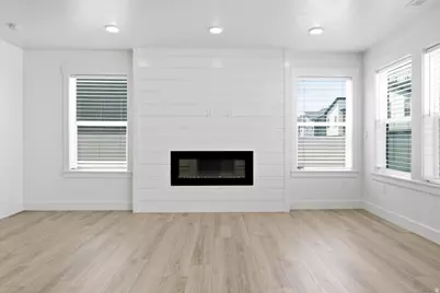 211 E 520 N, Providence, UT 84332 - Photo 3