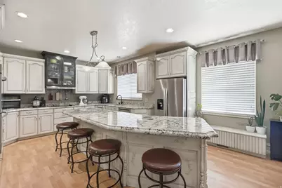 728 S 4000 W, Roosevelt, UT 84066 - Photo 11