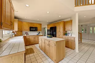 923 W Wilshire Ct, Farmington, UT 84025 - Photo 23
