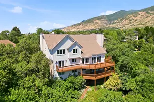 923 W Wilshire Ct, Farmington, UT 84025 - Photo 1