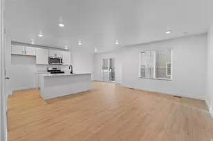 683 N 1920 E, Salem, UT 84653 - Photo 5