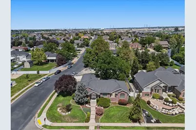 732 W 2300 S, Syracuse, UT 84075 - Photo 37