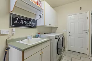 732 W 2300 S, Syracuse, UT 84075 - Photo 9