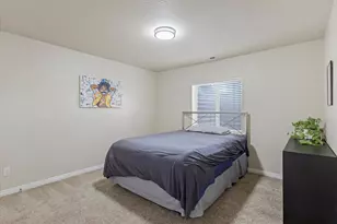 732 W 2300 S, Syracuse, UT 84075 - Photo 27