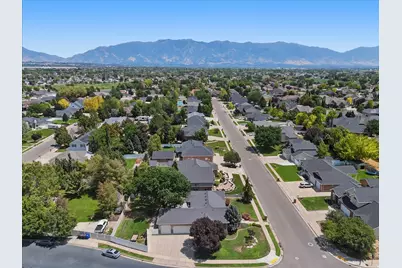 732 W 2300 S, Syracuse, UT 84075 - Photo 39