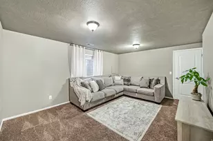 8277 S 560 E, Sandy, UT 84070 - Photo 21