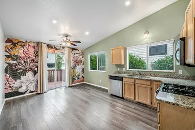 8277 S 560 E, Sandy, UT 84070 - Photo 15