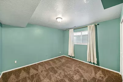 8277 S 560 E, Sandy, UT 84070 - Photo 27