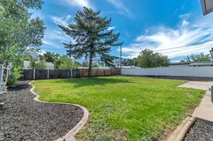 8791 S 1350 E, Cottonwood Heights, UT 84093 - Photo 21