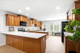 1339 E Lake Springs Ln S, Holladay, UT 84117 - Photo 7