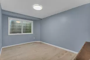 1451 E Longdale Dr S, Sandy, UT 84092 - Photo 35
