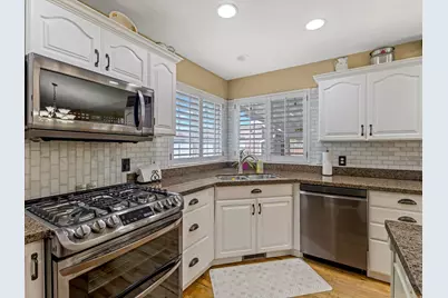 9886 S Presidential Dr, South Jordan, UT 84095 - Photo 15
