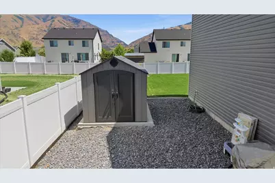 571 S 690 E, Hyrum, UT 84319 - Photo 21