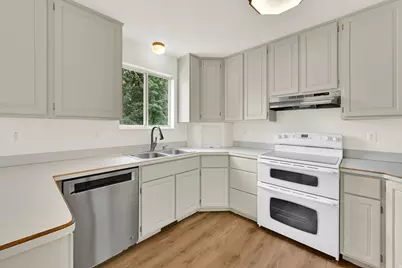 936 N 750 W, Clinton, UT 84015 - Photo 11