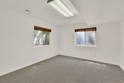 936 N 750 W, Clinton, UT 84015 - Photo 27