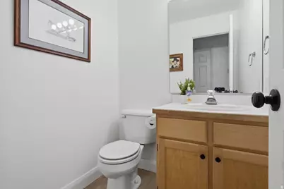 572 N 1080 W, Provo, UT 84601 - Photo 11