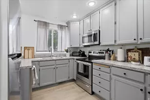 572 N 1080 W, Provo, UT 84601 - Photo 3