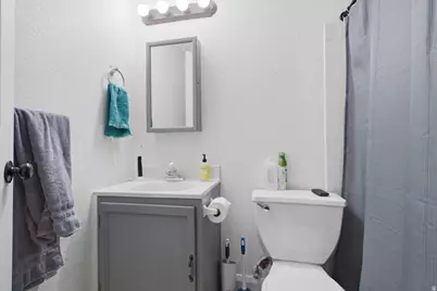 572 N 1080 W, Provo, UT 84601 - Photo 19