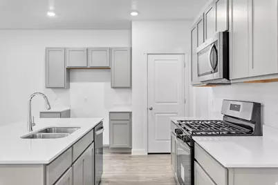 758 W 2840 S #4, Nibley, UT 84321 - Photo 11