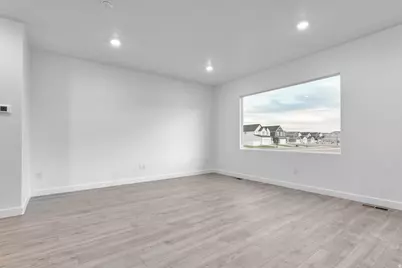 758 W 2840 S #4, Nibley, UT 84321 - Photo 7
