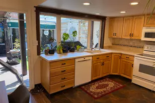 4867 S 1690 E, Holladay, UT 84117 - Photo 5