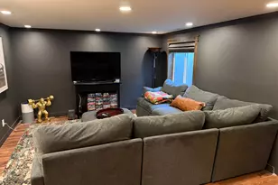 4867 S 1690 E, Holladay, UT 84117 - Photo 11