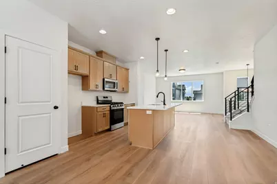 734 W 520 S #433, American Fork, UT 84003 - Photo 5