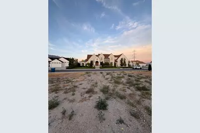 263 N 350 W, Vineyard, UT 84059 - Photo 11