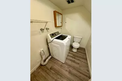 1215 E Gordon Ave, Layton, UT 84040 - Photo 5