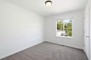 5680 S 2550 W, Roy, UT 84067 - Photo 9