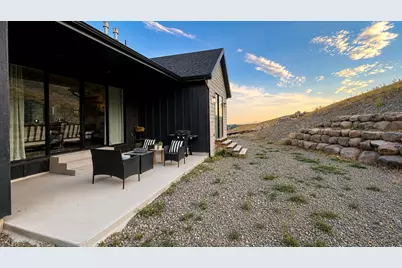 170 N Sherwood Dr, Providence, UT 84332 - Photo 9