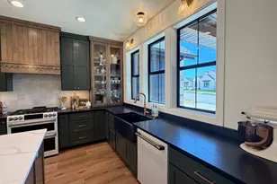 170 N Sherwood Dr, Providence, UT 84332 - Photo 37