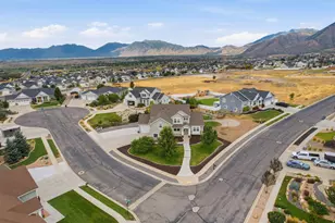 604 W Olympic Ln, Elk Ridge, UT 84651 - Photo 99