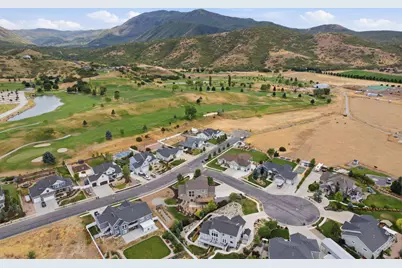 604 W Olympic Ln, Elk Ridge, UT 84651 - Photo 91