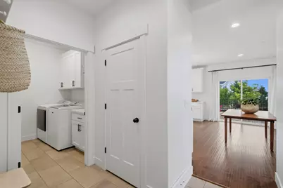 604 W Olympic Ln, Elk Ridge, UT 84651 - Photo 29