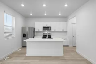 868 E Eden St, Eagle Mountain, UT 84005 - Photo 11