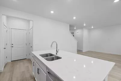 868 E Eden St #1685, Eagle Mountain, UT 84005 - Photo 9