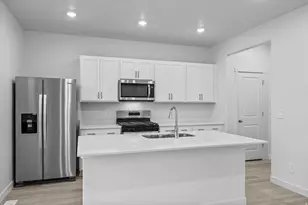 868 E Eden St, Eagle Mountain, UT 84005 - Photo 13