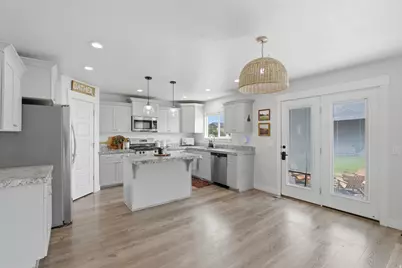 731 S 2300 W, Lehi, UT 84043 - Photo 11