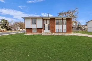 1118 N 575 W, Clinton, UT 84015 - Photo 1