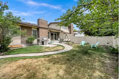 2246 E Lincoln Ct, Holladay, UT 84124 - Photo 27