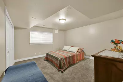 2246 E Lincoln Ct, Holladay, UT 84124 - Photo 19
