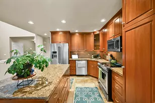 2246 E Lincoln Ct, Holladay, UT 84124 - Photo 9