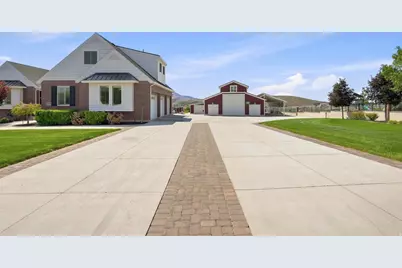 2628 E Prairie Dr, Eagle Mountain, UT 84005 - Photo 77