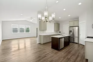 19 W 800 N, Pleasant Grove, UT 84062 - Photo 7