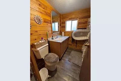 615 N 250 W, Hinckley, UT 84635 - Photo 11