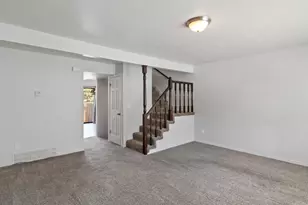 1113 Country Hills Dr, Ogden, UT 84403 - Photo 5