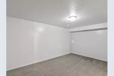 1113 Country Hills Dr #B2, Ogden, UT 84403 - Photo 17