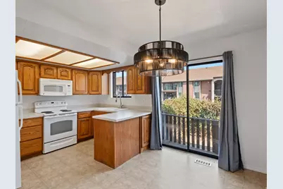 1113 Country Hills Dr #B2, Ogden, UT 84403 - Photo 7