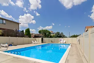 1113 Country Hills Dr, Ogden, UT 84403 - Photo 21